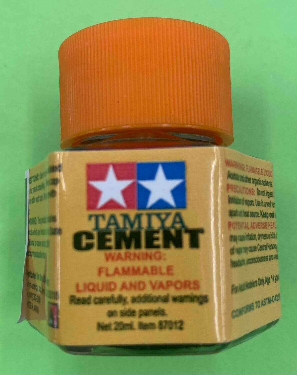 TAMIYA PLASTIC CEMENT 20ML