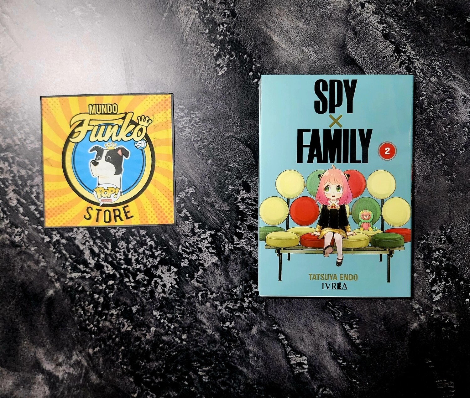 Manga Spy x Family 02