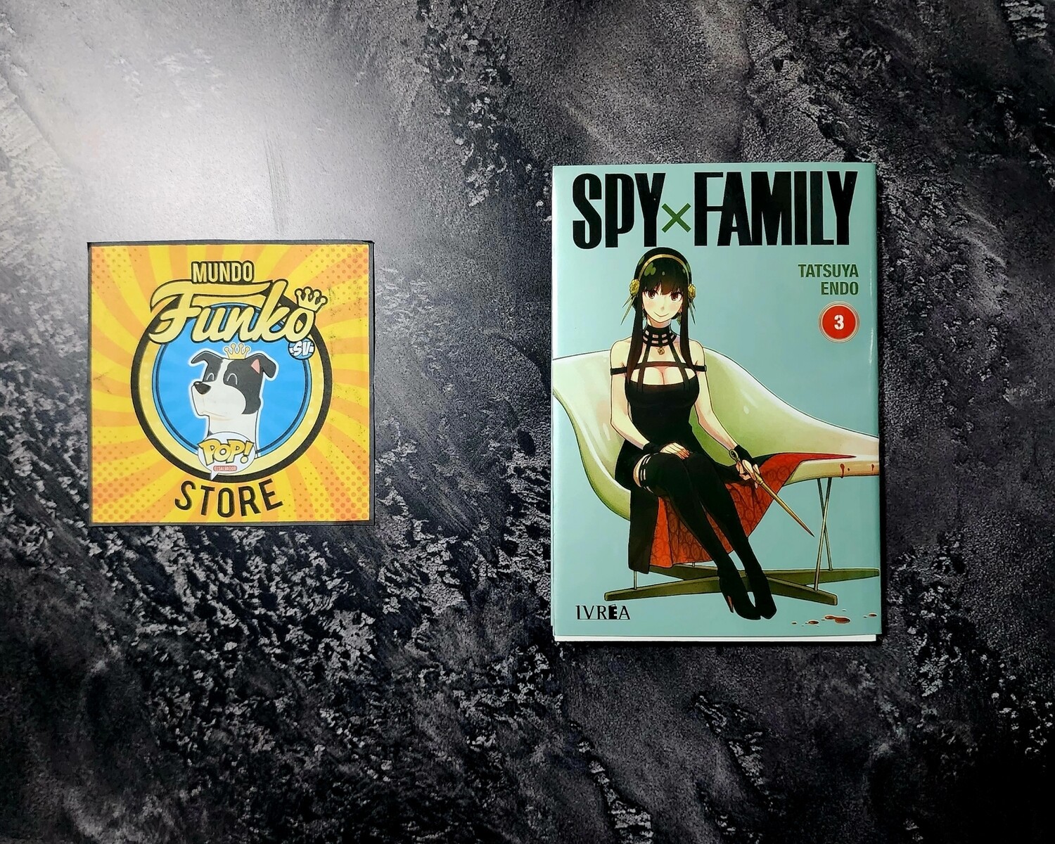 Manga Spy x Family 03
