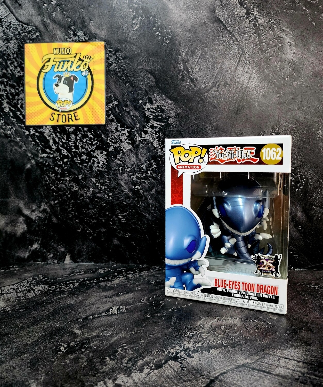 Funko pop! Dragon Blanco ojos azules toon