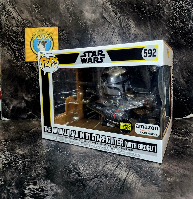 Funko pop! Mando con Grogu en N1 STARFIGHTER