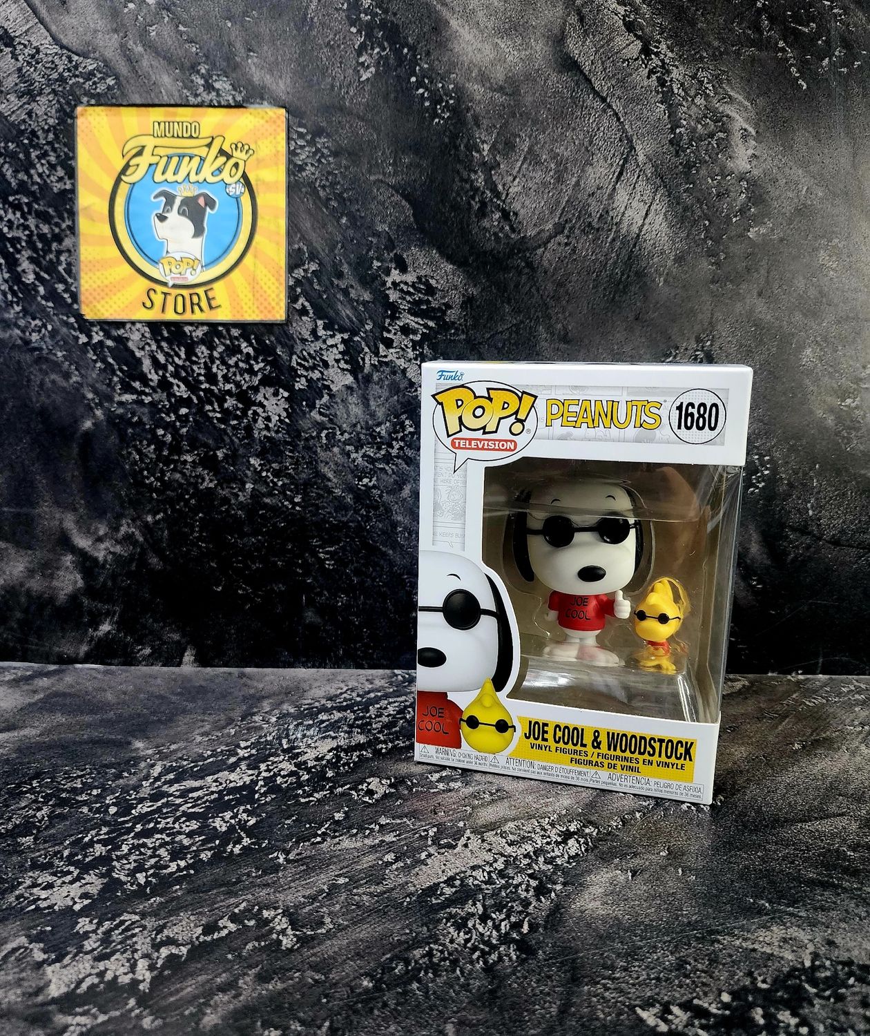 Funko Pop! Joe cool snoopy