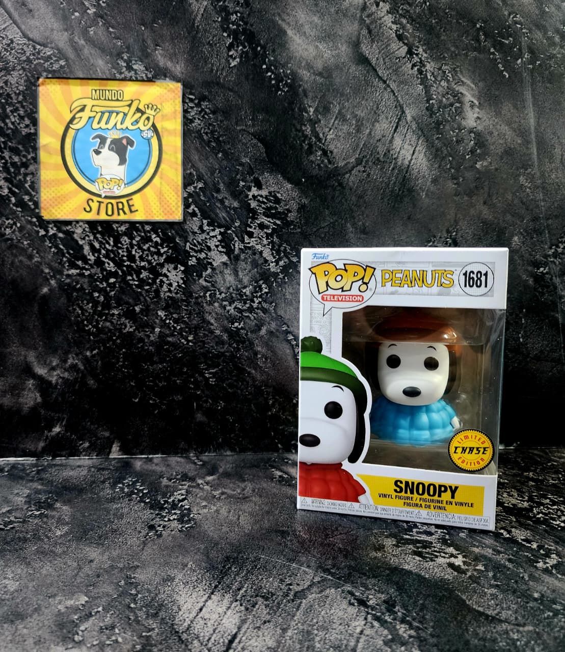Funko Pop! Snoopy Chase