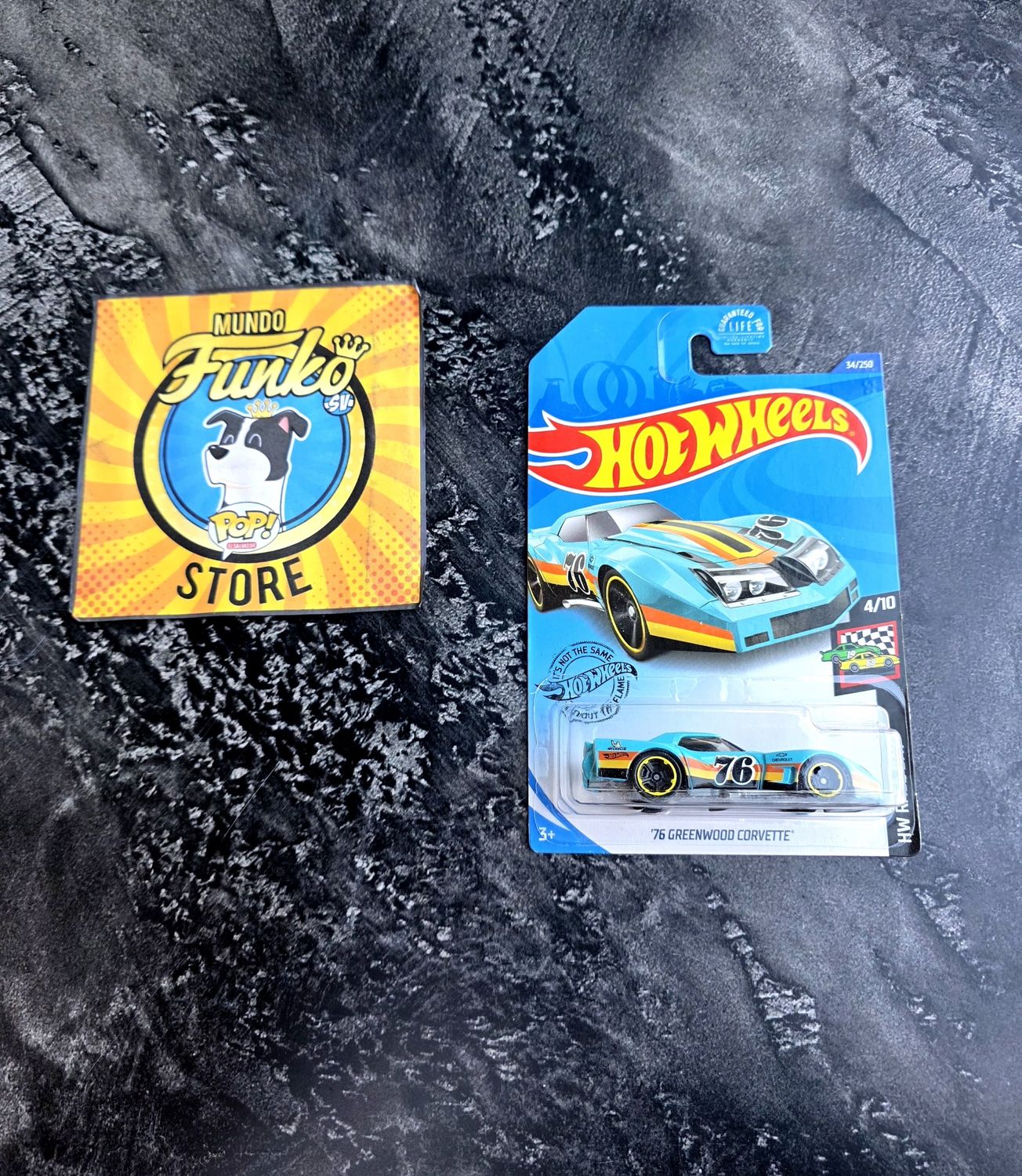 Carro Hot wheels 76 Greenwood Corvette