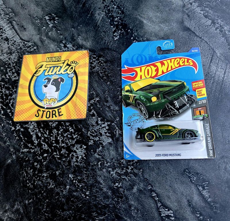 Carro Hot Wheels 2005 Fors Mustang