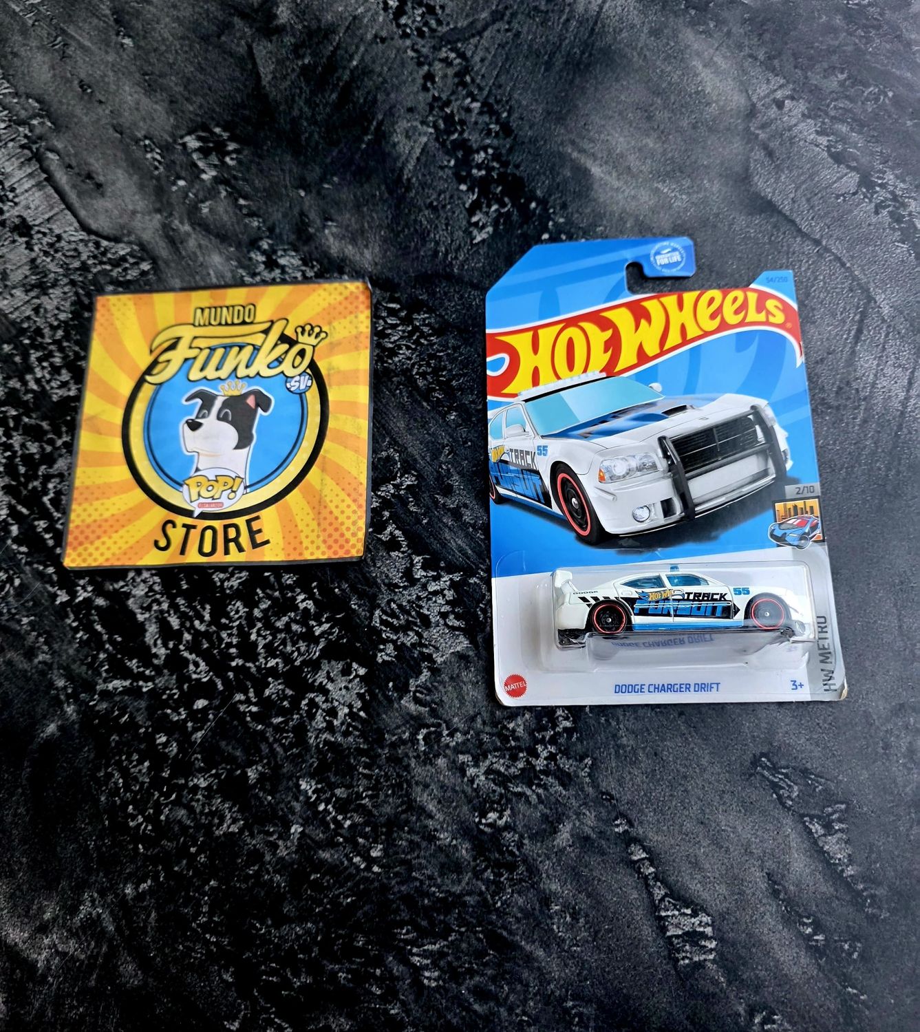 Carro Hot Wheels Dodge Charger Drif