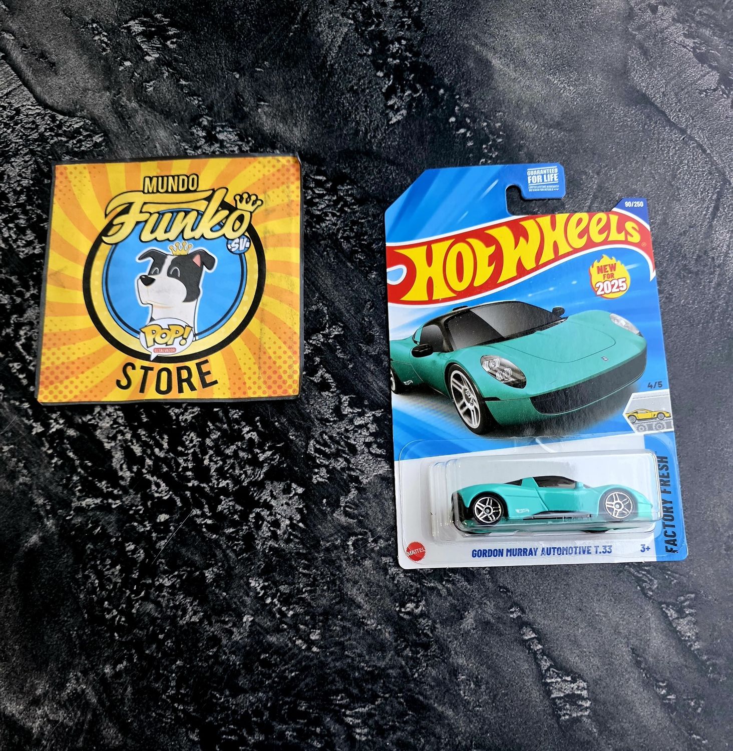 Carrito Hot Wheels Gordon Murray Automotive T.33