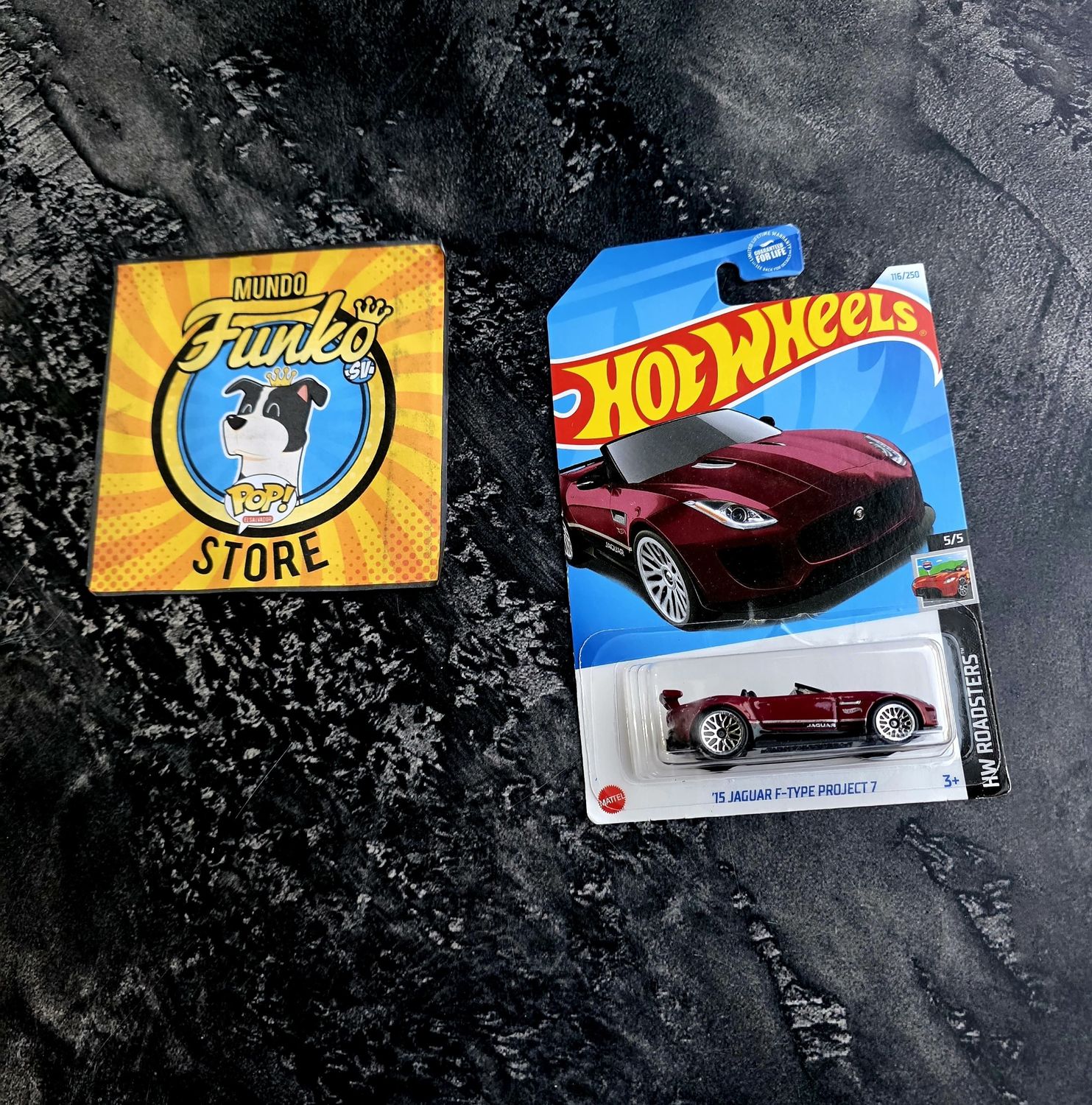Carro Hot Wheels 15 Jaguar F-Type Project 7