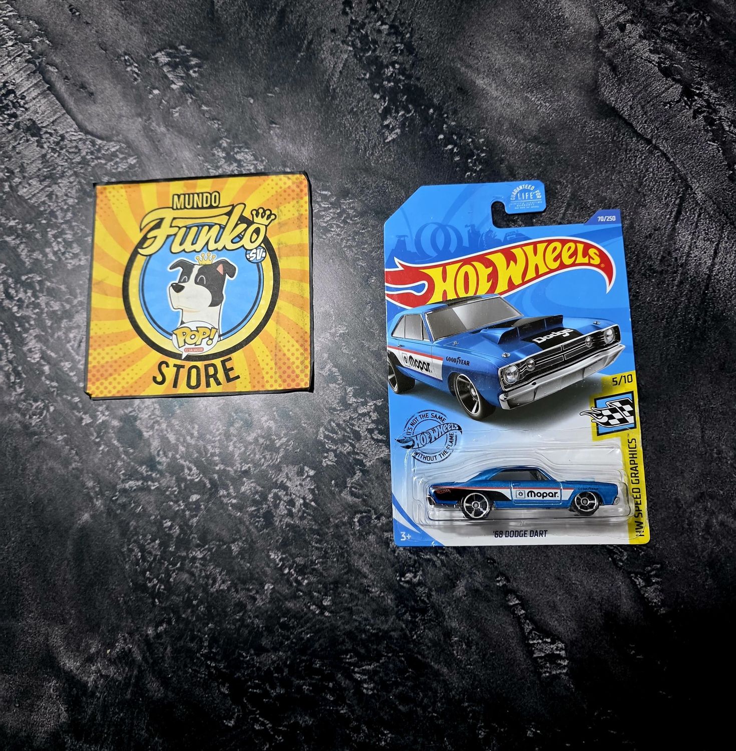 Carro Hot Wheels 68 Dodge Dart