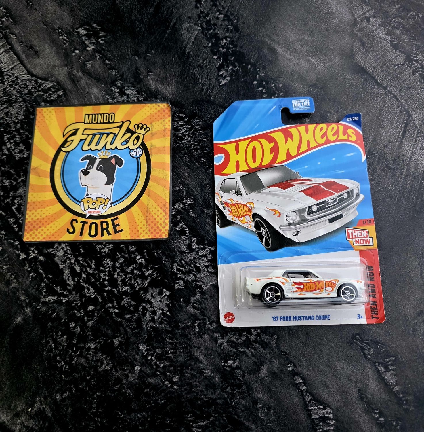 Carro Hot Wheels 67 Ford Mustang Coupe