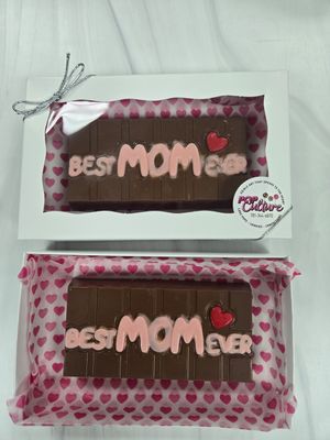 Mother's Day Dubai Pistachio Chocolate Bar