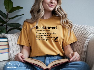 Booktovert Definition T-Shirt