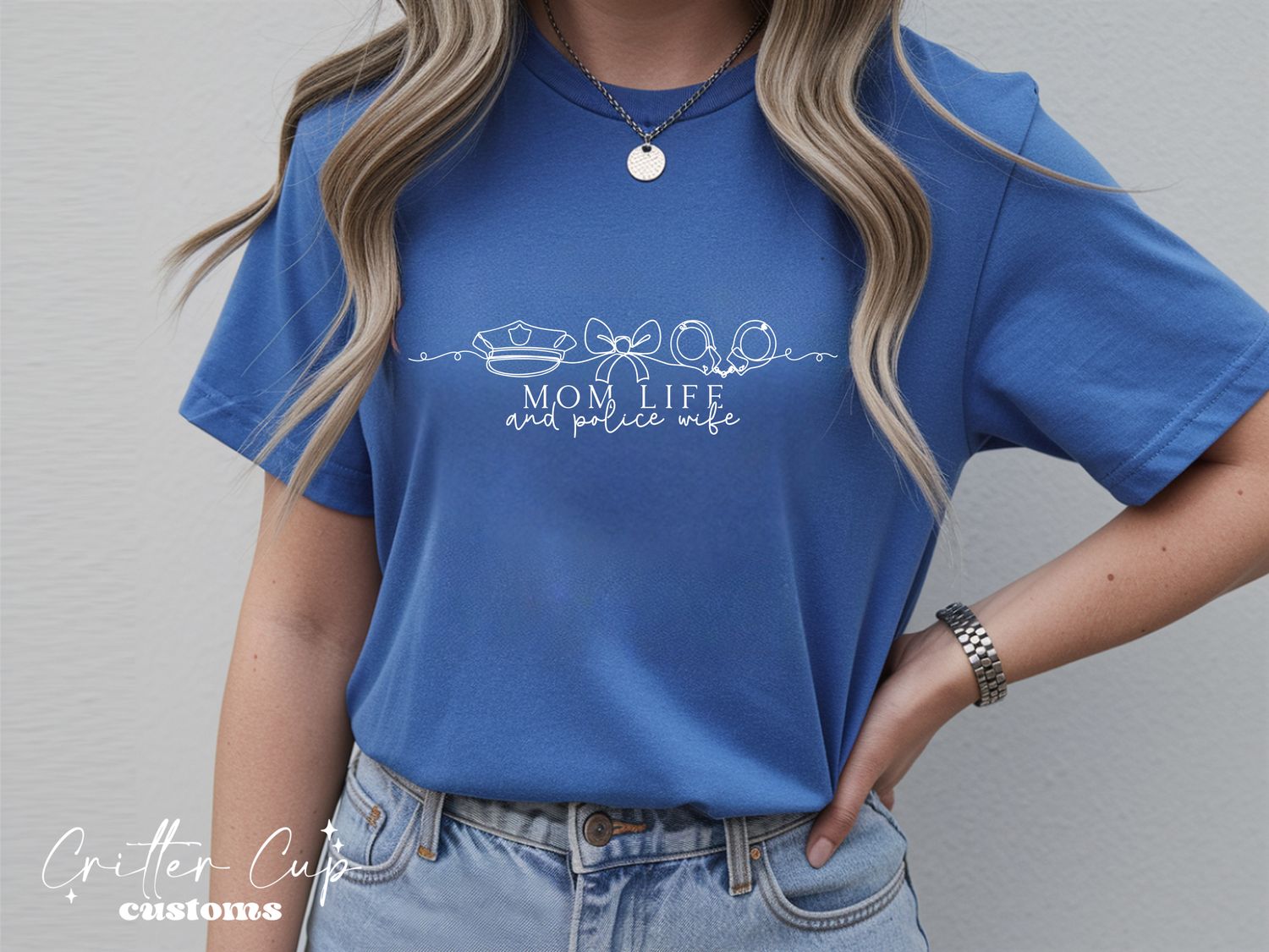 Minimalist Police Mom Life &amp; Wife T-shirt