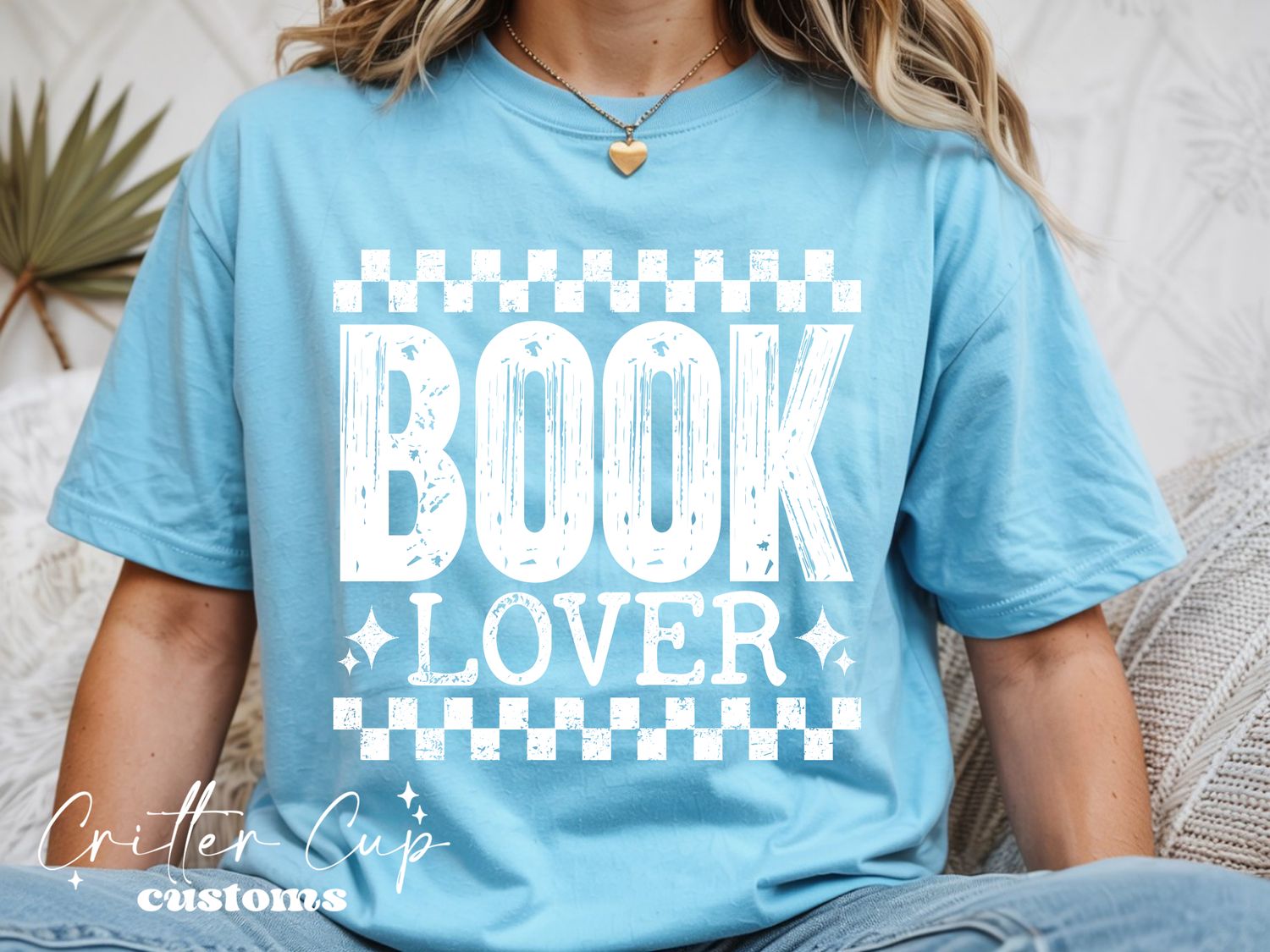 Grunge Checkered Book Lover T-Shirt