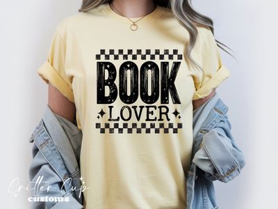 Grunge Checkered Book Lover T-Shirt