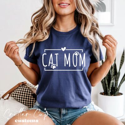 Minimalist Cat Mom T-shirt