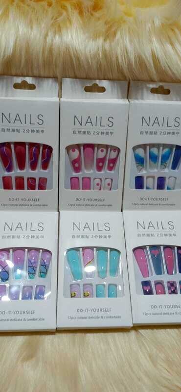 Uñas postizas (4)