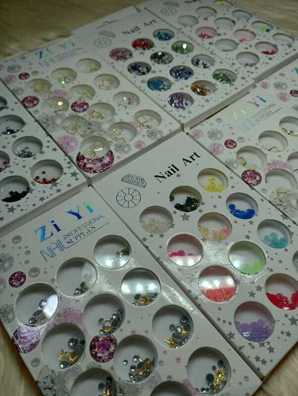 Deco para uñas Variadas