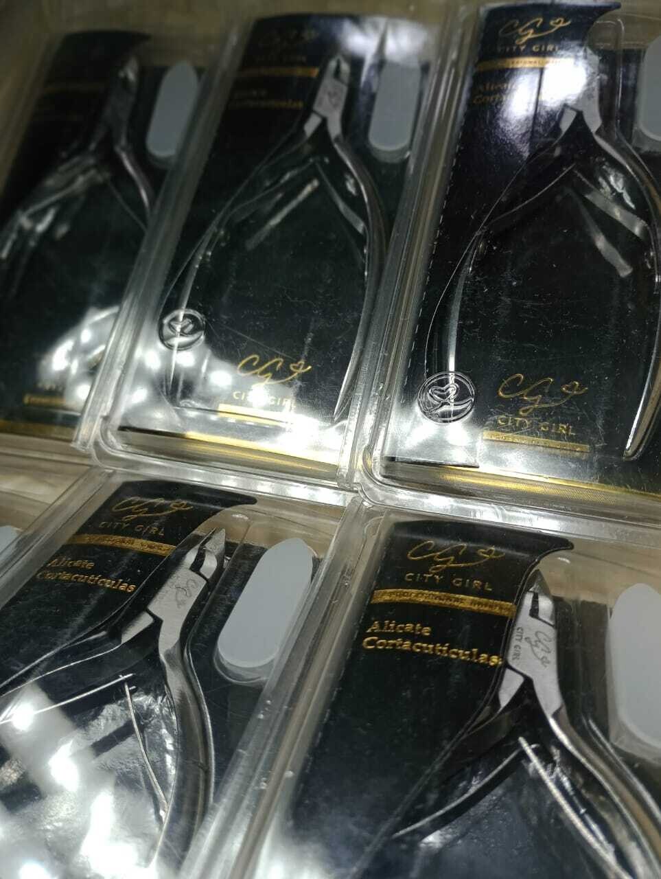 Corta cuticulas City Girl  Premium
