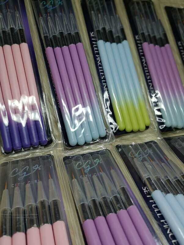 Set Pinceles Liner City Girl x 5u