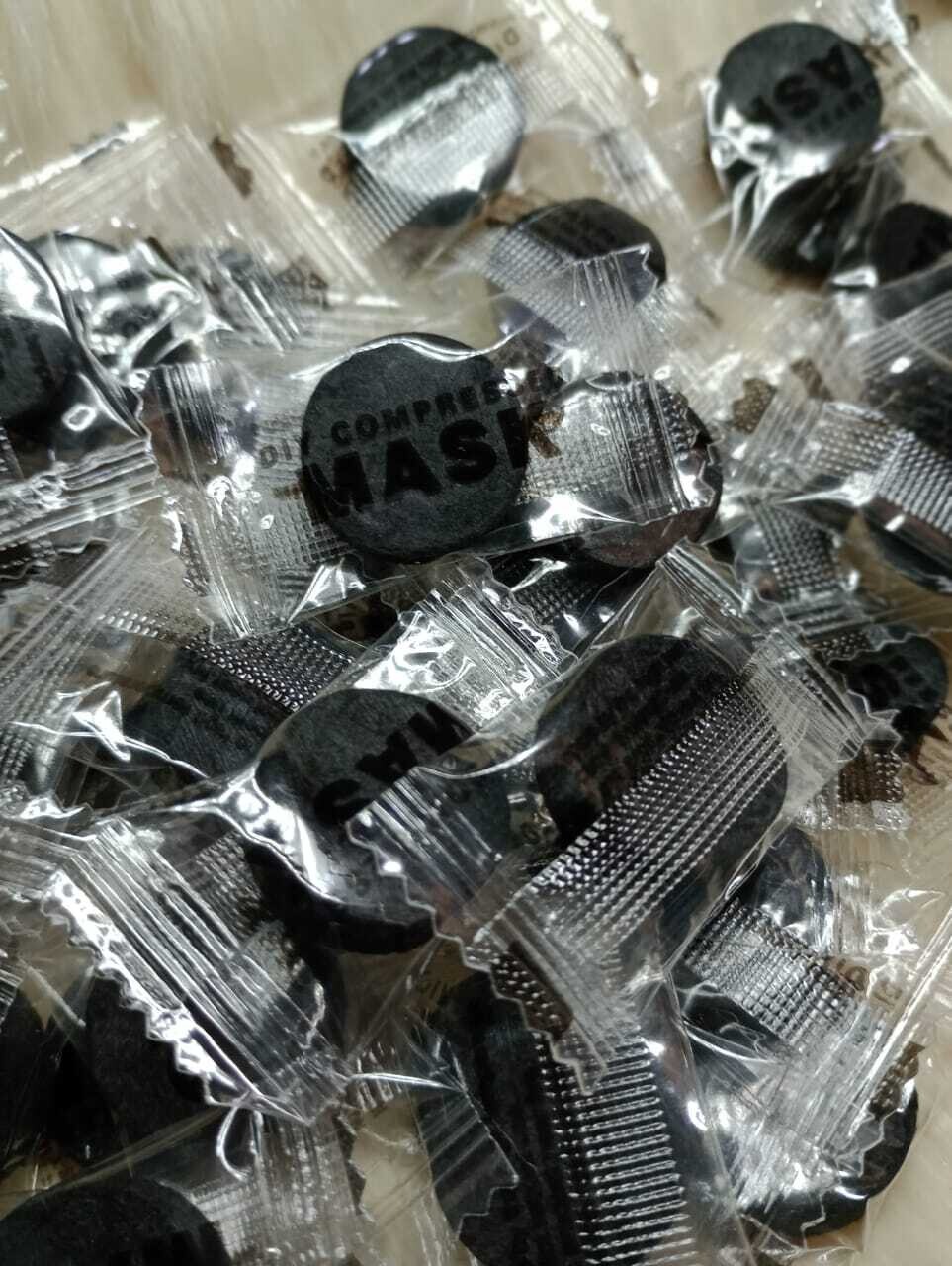 Mascarilla de carbón comprimida