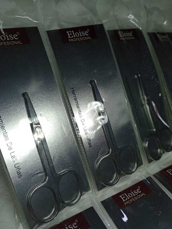 Tijera para cutícula punta redonda Eloise