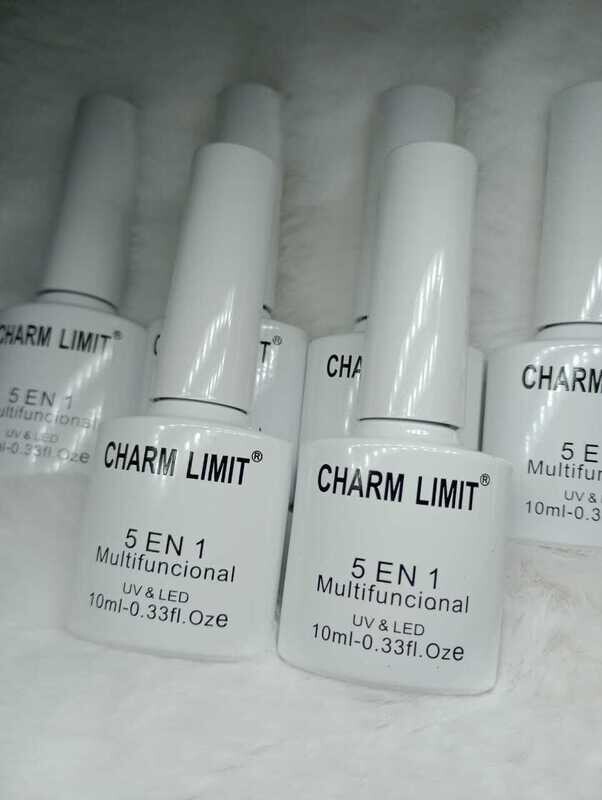 Esmalte Multifuncional Charm Limit 5 en 1