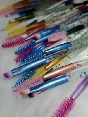 Brocha + Cepillito Doble para Cejas