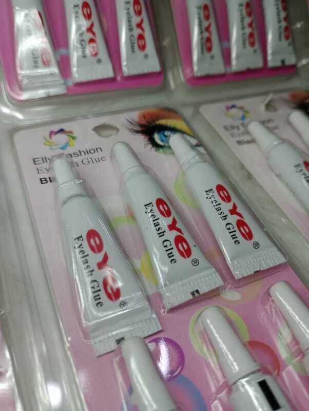 Pegamento Para Pestañas Postizas EYE