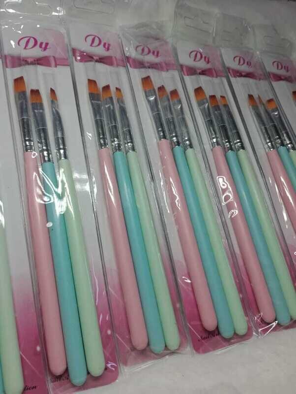 Set de pinceles Dy