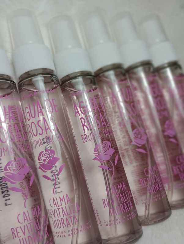 Agua de Rosas, Buma Facial