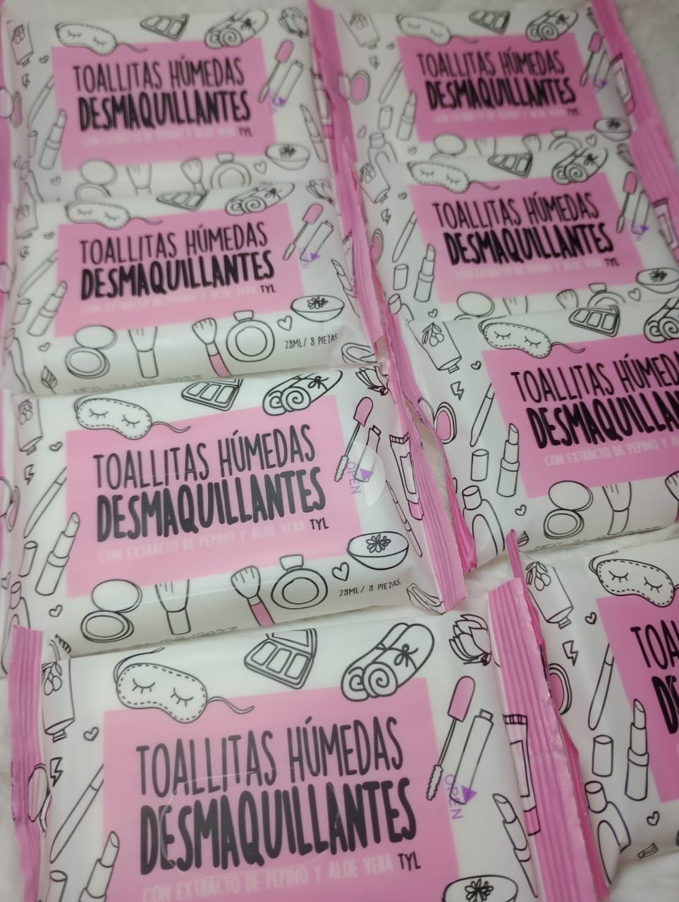 Toallitas Húmedas Desmaquillantes