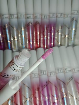 LipGloss y Voluminizadores