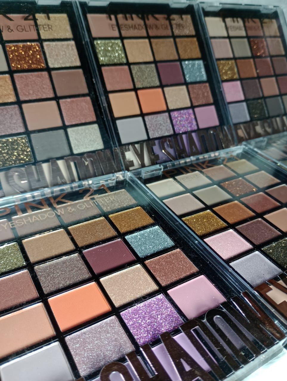 Paleta de Sombras x24 Pink 21