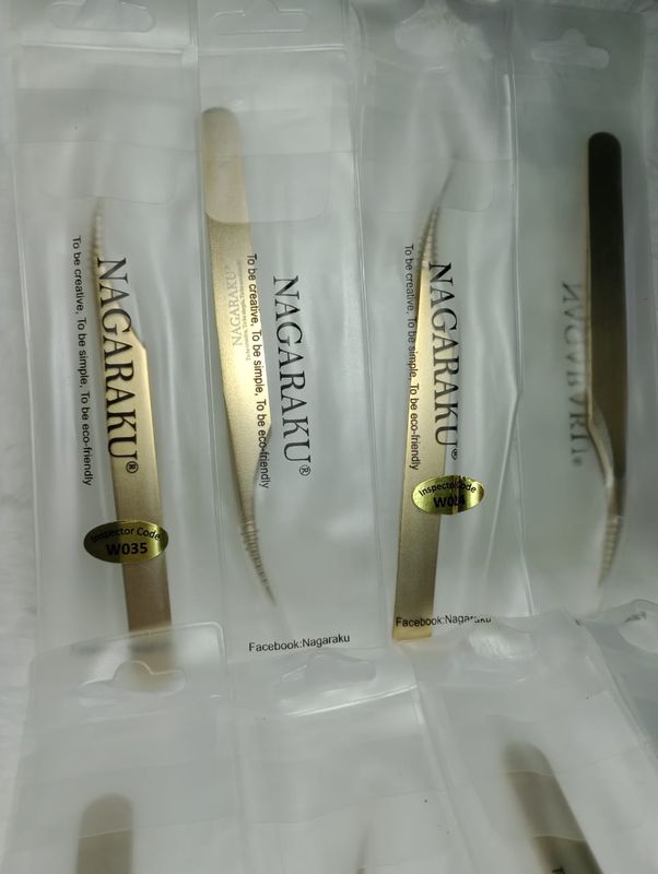 Pinza Delfin de Pestañas Nagaraku
