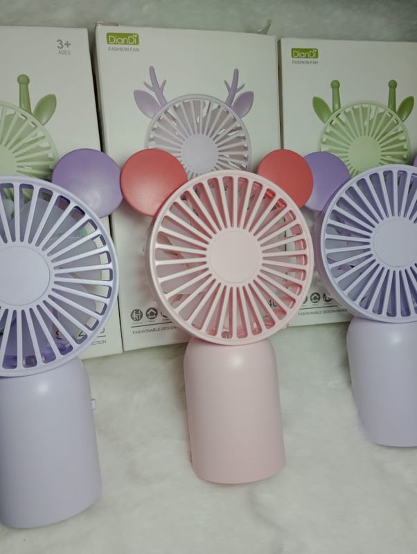 Ventilador para pestañas + Luz