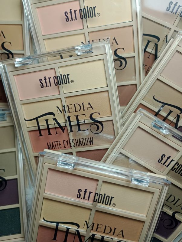 Paleta de Sombras Matte Media Times