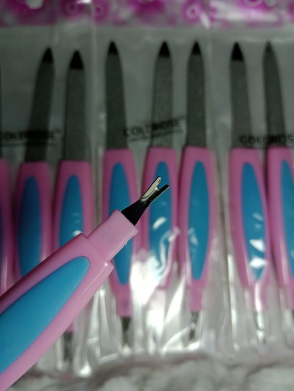 Lima con Corta Cutículas