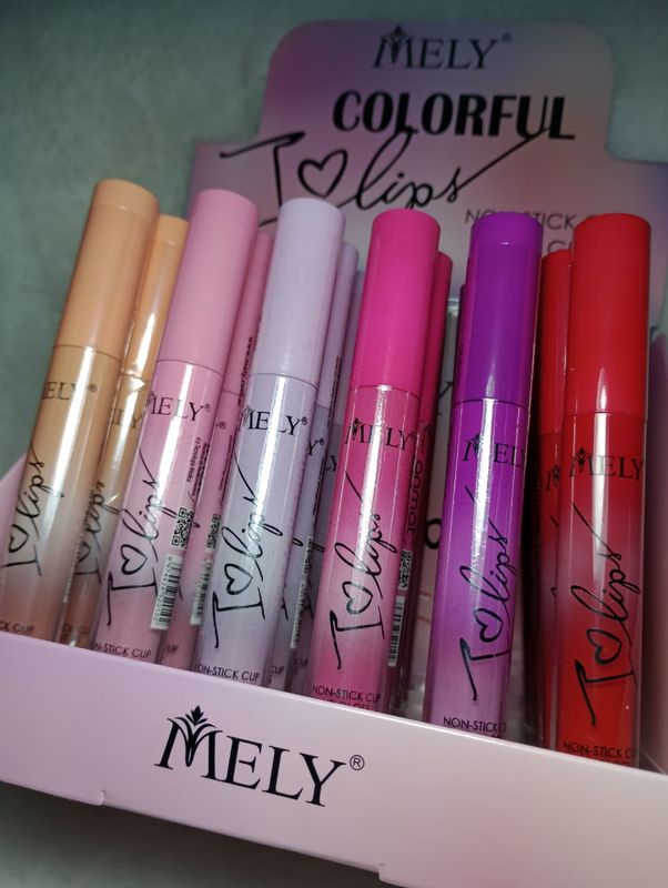 Labiales Matte Mely