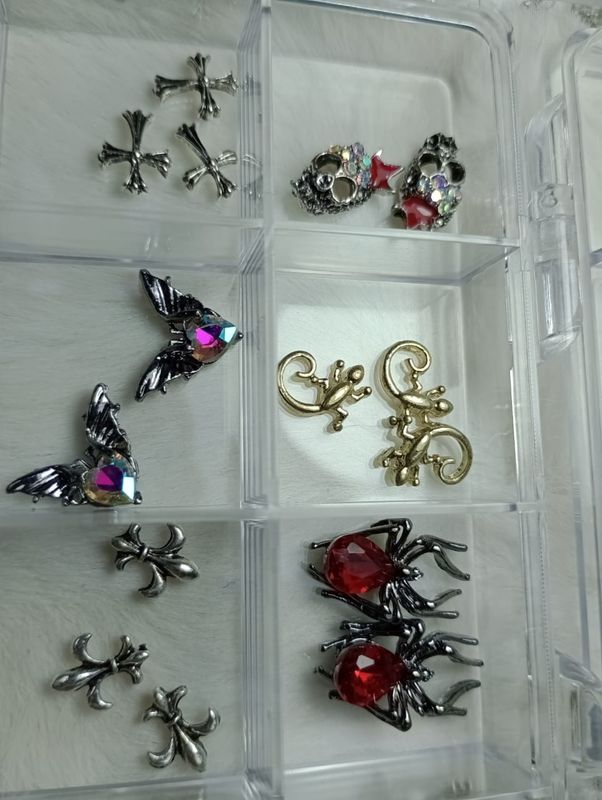 Deco Surtidas Goticas