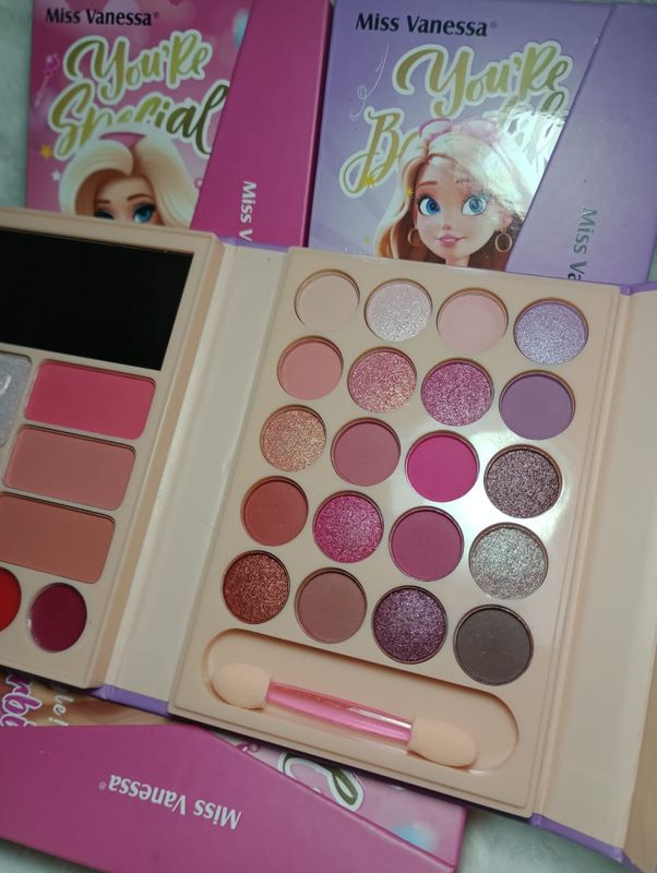 Paleta de Sombras De Barbie