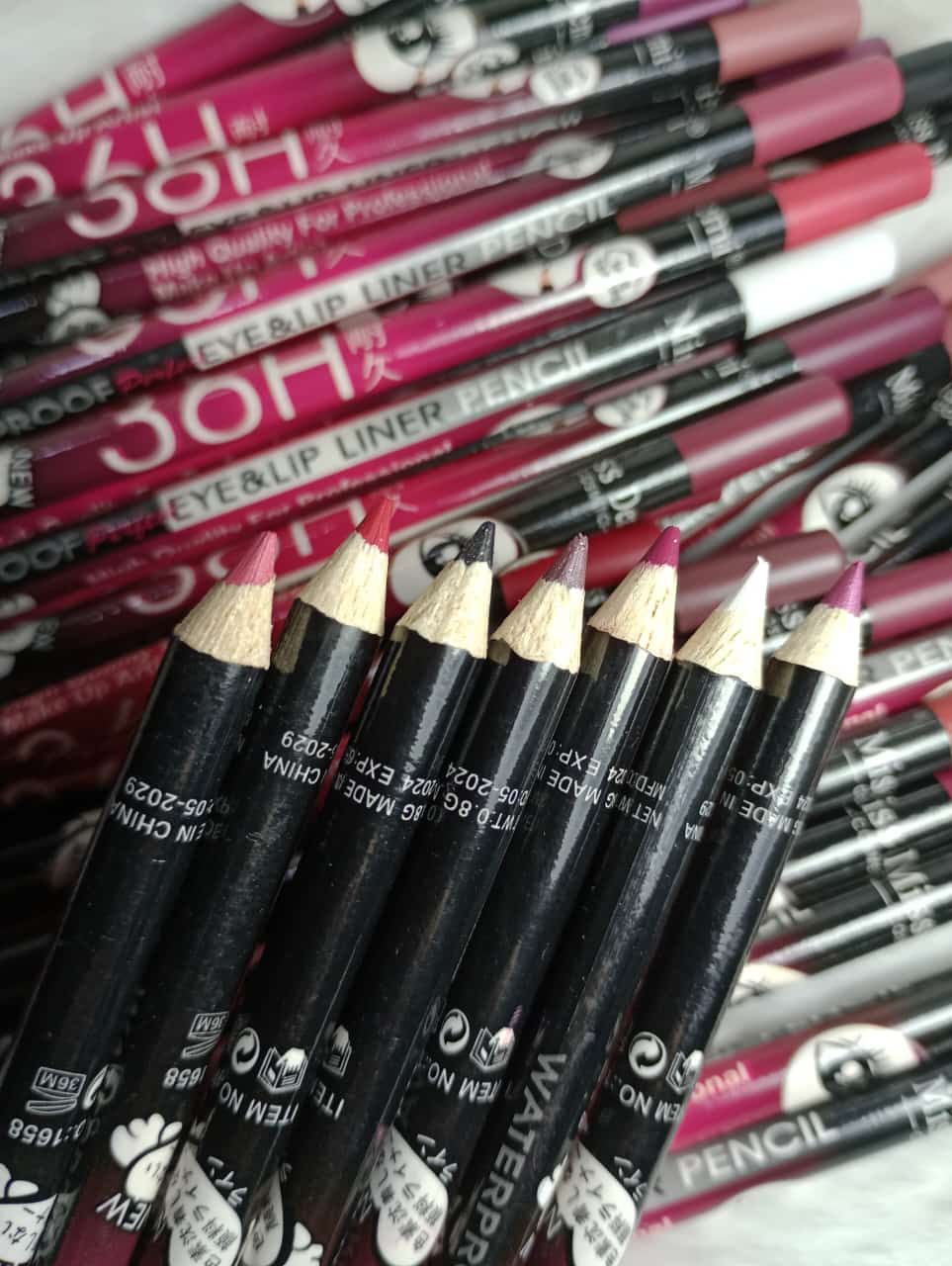 Delineador Lapiz de Labios y Ojos