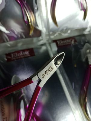 Corta Cutículas Eloise