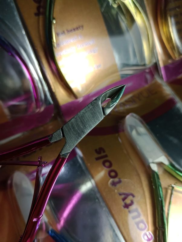 Corta Cuticulas Beauty Tools