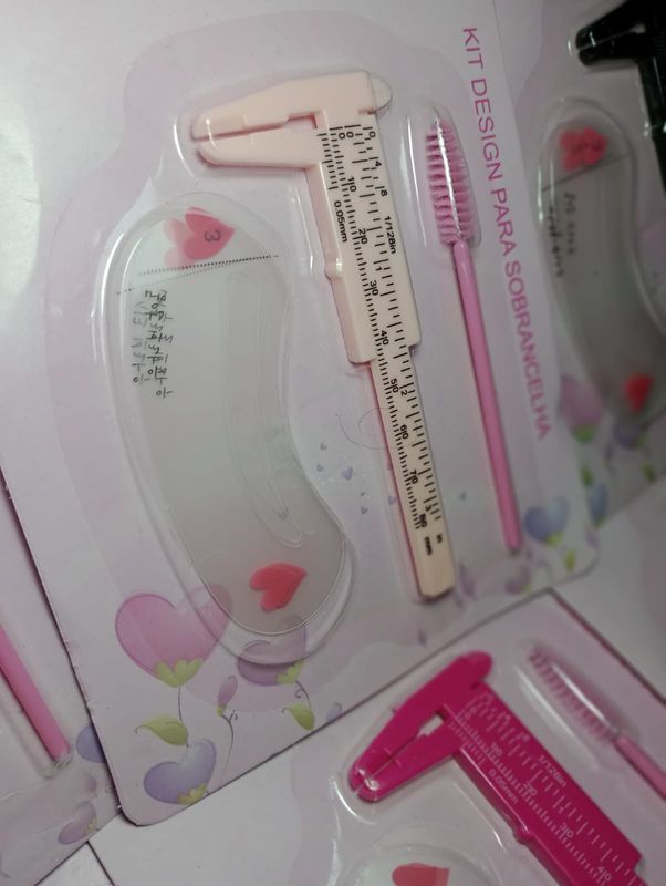 Kit de Cejas Liangyan