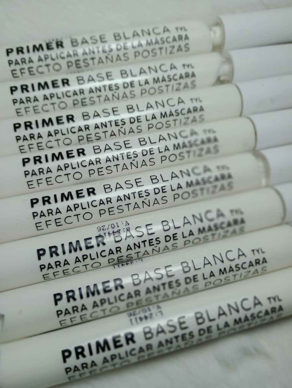Primer Base Blanca Efecto  Pest. Postizas