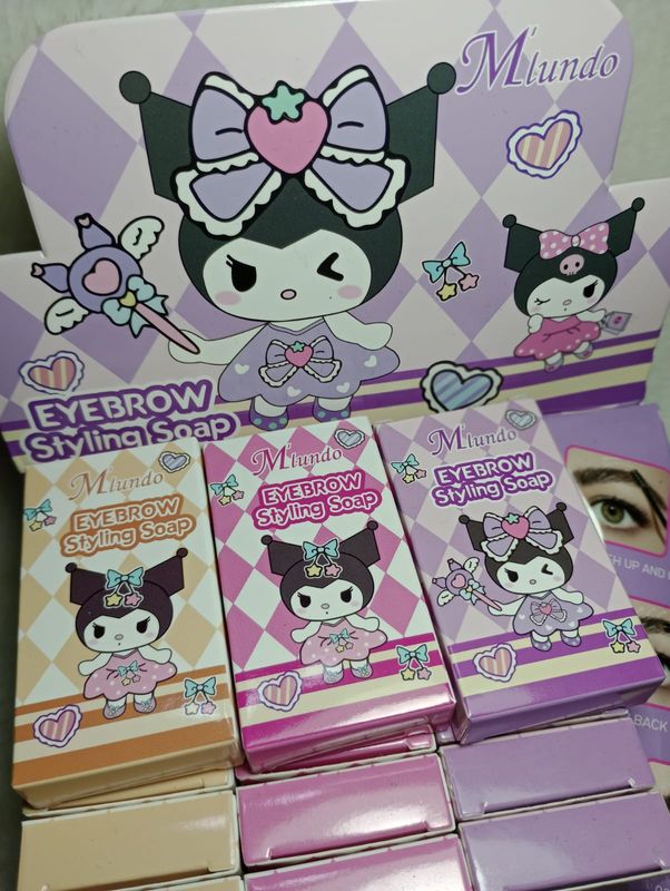 Cera para cejas Kuromi