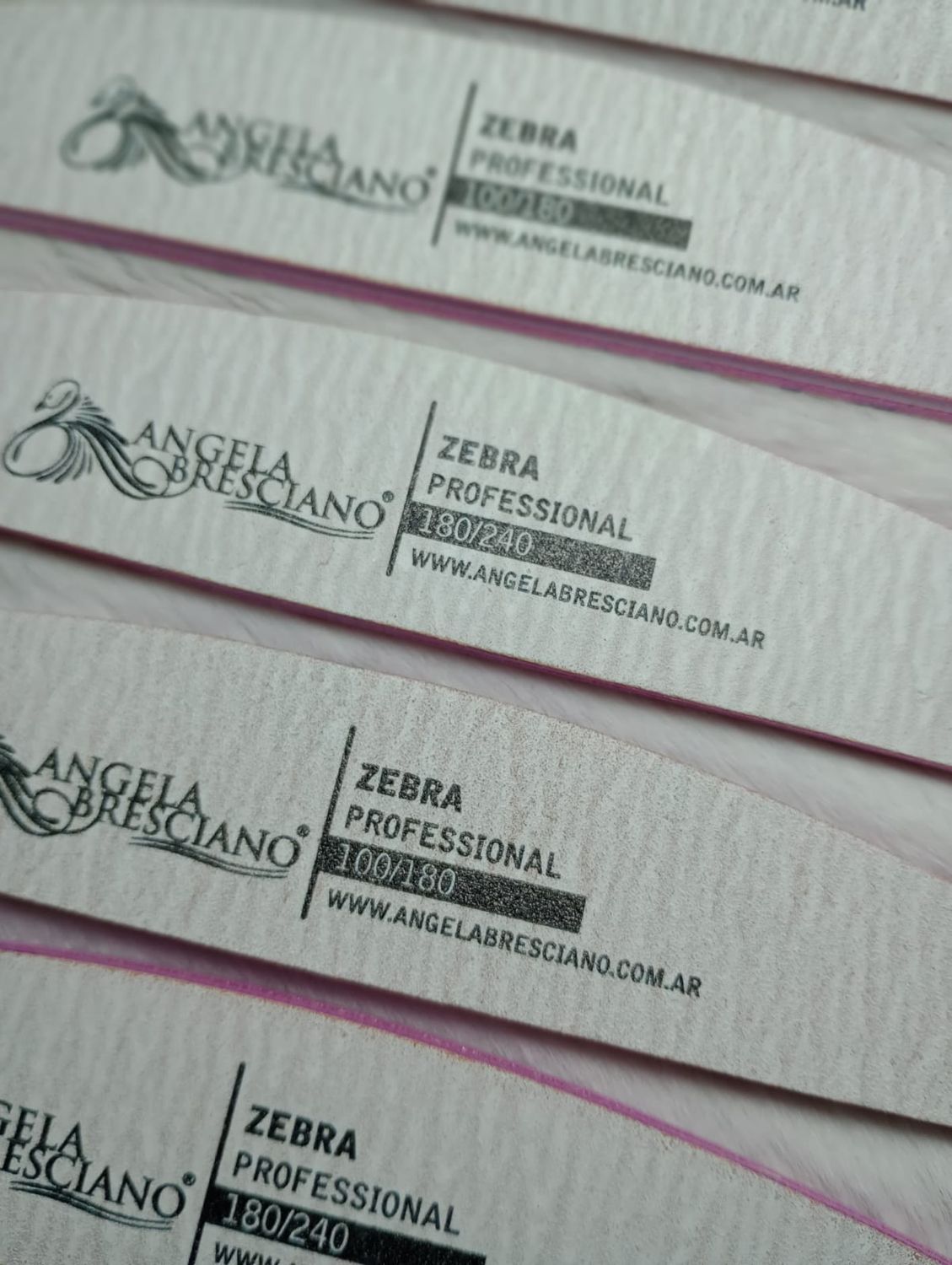 Limas 100/180-180/240 Zebra de Angela Brecsiano