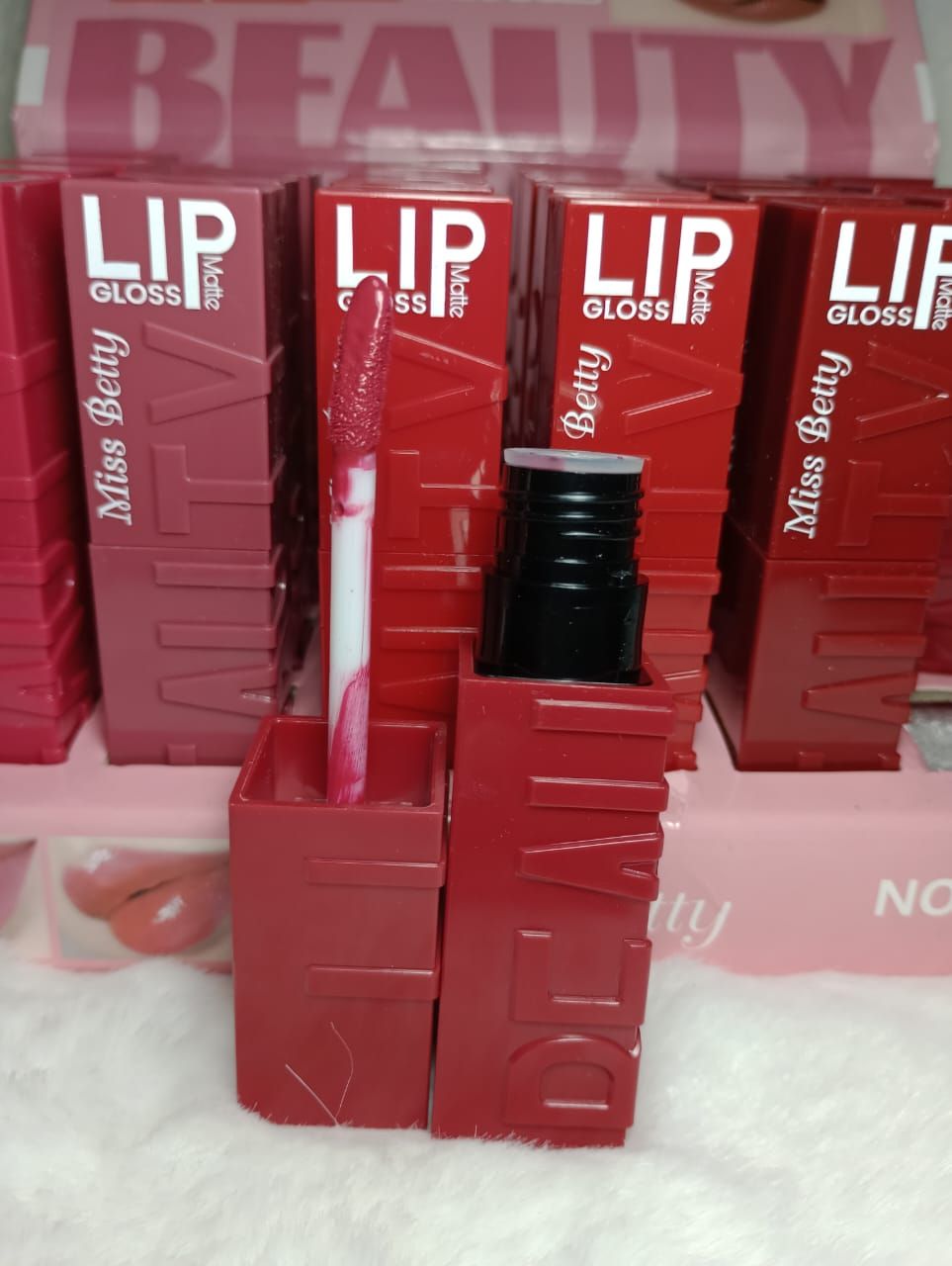 LipGloss Liquidos Matte de 24hs Miss Betty