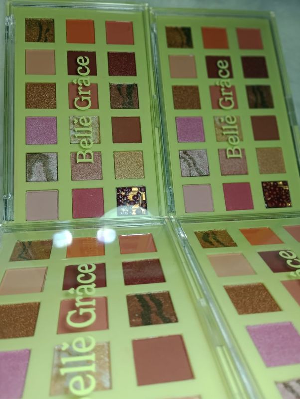 Paleta de Sombras Belle Grace